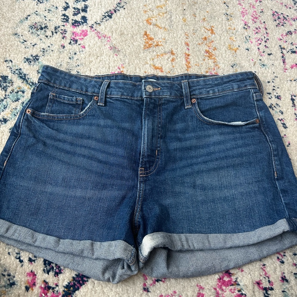 Old Navy OG Short (high-rise)